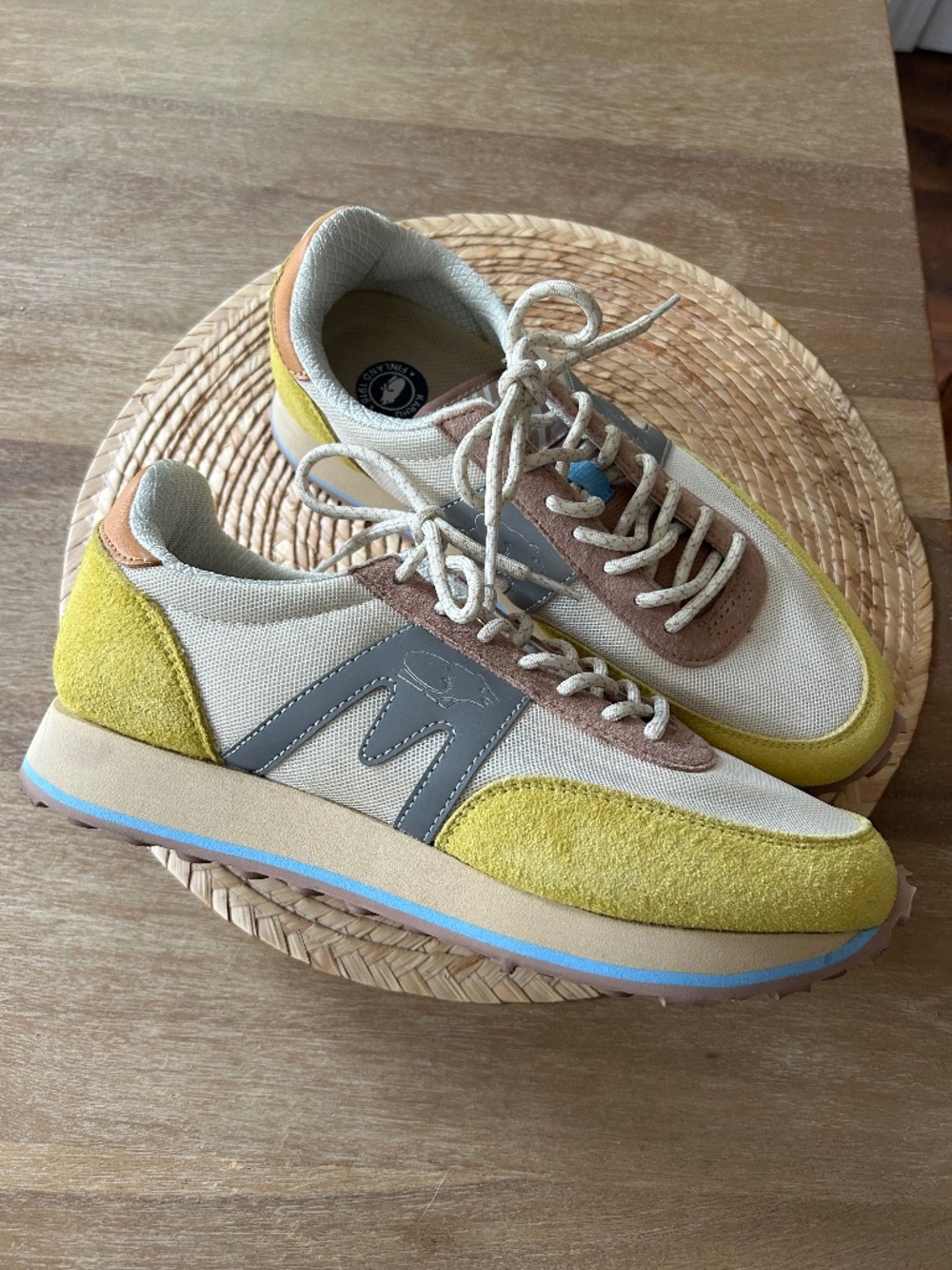 KARHU AIR CUSHION ALBATROSS CONTROL SNEAKERS